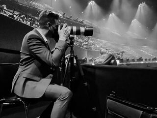 Lammert loopt stage bij songfestivalfotograaf Nathan Reinds