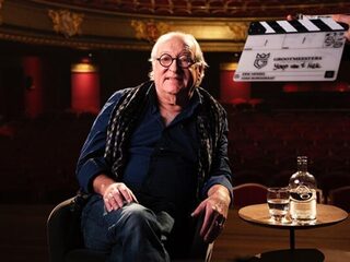 Youp van ’t Hek geeft cabaret-les tijdens masterclass