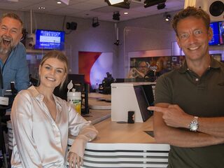 Davina Michelle live met akoestische versie Sweet Water