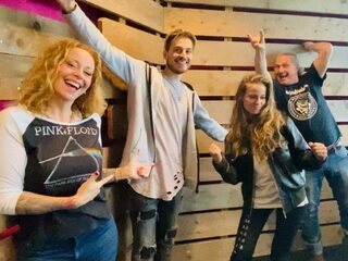 Voormalig Delain-leden slaan handen ineen en starten Dear Mother