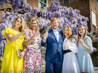 Koning Willem-Alexander brengt toost uit: 'Dank jullie wel'
