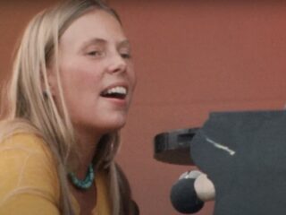 Joni Mitchell brengt live-opnames uit 1968 uit