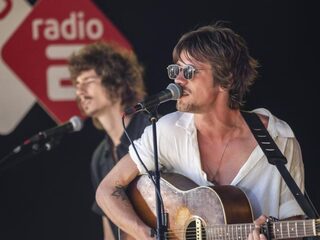 Son Mieux pakt TopSong met het verslavende Can't Get Enough