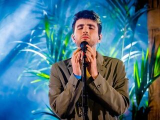 Duncan Laurence en Wrabel slaan handen ineen voor Pride Anthem