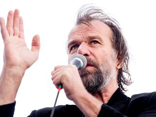 Iceman Wim Hof: 'Wij leven niet meer zoals de natuur ons heeft meegegeven'