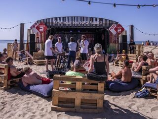 Terugblik: Bazart en Eefje de Visser live vanaf Concert at SEA