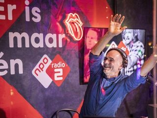 Speel mee met live pubquiz in het Top 2000 Online Café met Leo Blokhuis