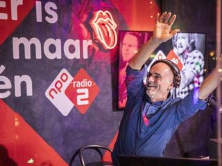 Speel live mee: Leo Blokhuis presenteert de Top 2000 Pubquiz