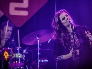 Mell & Vintage Future plukt de dag met swingende TopSong