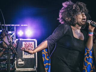 Michelle David & The Gospel Sessions TopSong met vrolijke track