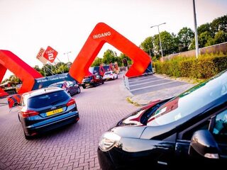 Zo ziet de NPO Radio 2 Collecte Drive-in eruit in 360 graden