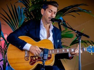 Danny Vera brengt nieuwe single uit op zijn verjaardag