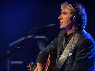 Muziekcafé weer vanuit De Vorstin met Frank Boeijen en Eefje de Visser