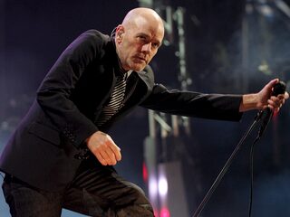 R.E.M.'s Michael Stipe brengt demo voor nieuw nummer uit