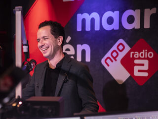 Kijk en luister de Top 2000 terug