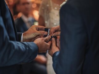 Luisteraars stappen na vijftig jaar samen toch nog in het huwelijksbootje