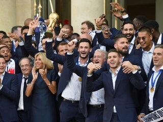 'I Will Survive' van Hermes House Band weer een hit