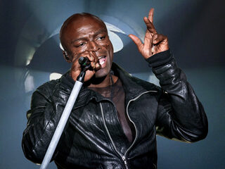 Bijna weggegooide hit: 'Kiss From A Rose'