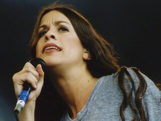De man achter de hits van Alanis Morissette en Anastacia
