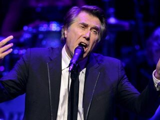 'Love Is The Drug' is volgens Bryan Ferry niks zonder de baslijn