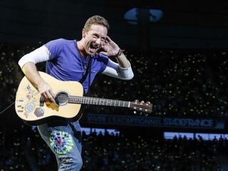 Coldplay pakt TopSong met het dromerige nummer Flags