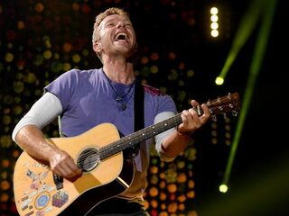 Coldplay kondigt nieuw album Music Of The Spheres aan