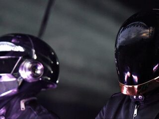 Daft Punk verbluft met onverwachte set op Coachella