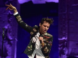 Mika brengt nieuw album uit in oktober