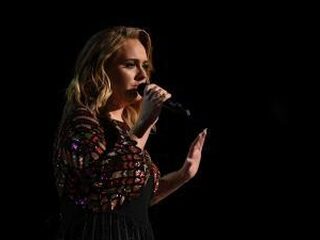 Adele hint op nieuw album