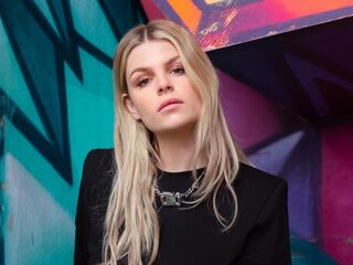 Davina Michelle over haar verbindende rol als Ambassadeur van de Vrijheid