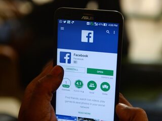 Facebookgegevens negentigduizend Nederlanders op straat