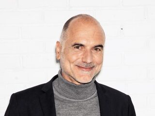 Een ode aan alle Top 2000-openers: kijk hier De Hekkensluiters terug