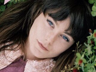 Zangeres Floor Henkelman (Fleur) vind haar hart in de muziek van The Beatles