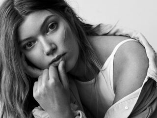 Hannah Mae begon met liedjes schrijven door ‘Fade In To You’ uit de serie Nashville