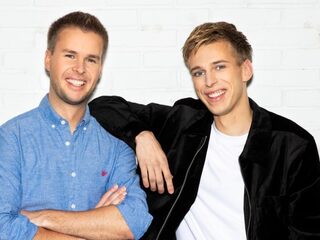 De mannen van WILDGROEI stemmen voor de NPO Radio 2 Top 2000
