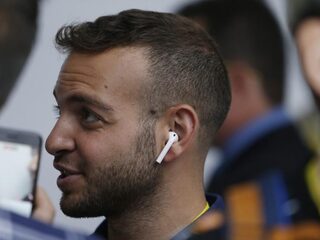 Airpods leveren meer geld op dan het volledige merk Spotify