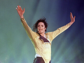 Michael Jackson best betaalde artiest na overlijden