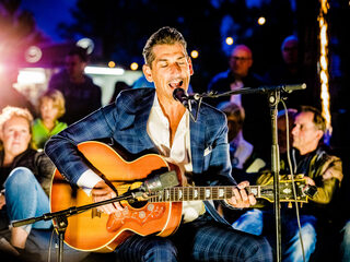 Danny Vera erkent oud verdriet in nieuwe TopSong 'The Weight'
