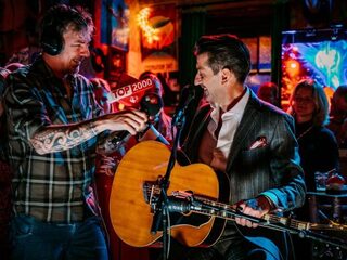 Danny Vera ontvangt NPO Radio 2 Top 2000 Award