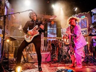 DI-RECT maakt indruk met cover van 'Red Eyes' van The War On Drugs
