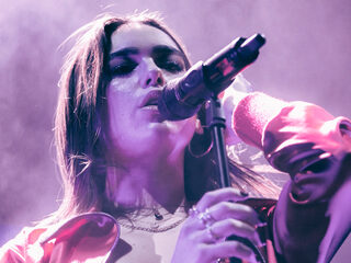 'One Kiss' is TopSong!