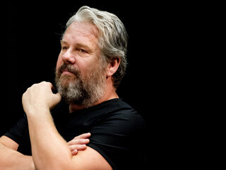 Thomas Acda begint boodschappenactie