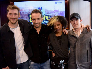 Gizelle Smith live bij Ekdom in de Ochtend