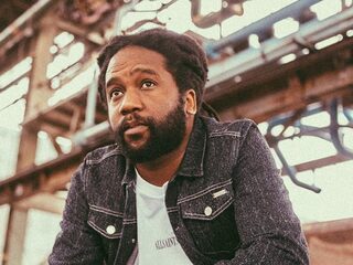 Glen Faria speelt TopSong live