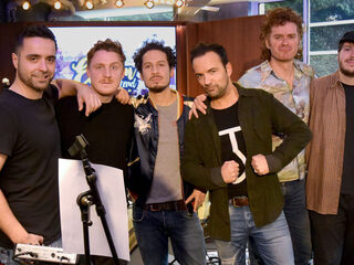 Mamas Gun live bij Ekdom in de Ochtend