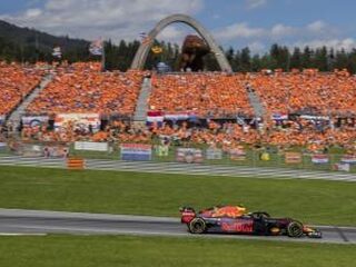 Barts mix: de winst van Max Verstappen op 'Flames'