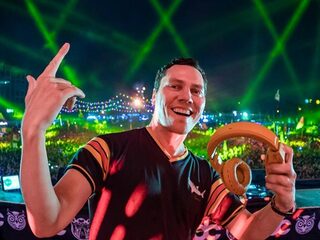 Waar ‘The Business’ van Tiësto daadwerkelijk over gaat