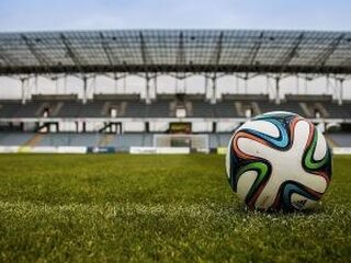 Hoe wordt het balbezit en andere data bepaald bij het voetbal?