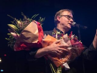 Jasper Blom ontvangt Buma Boy Edgar Prijs in uitverkocht BIMHUIS