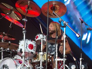 Emmely eert Foo Fighters-drummer Taylor Hawkins: 'Voor ons ben je van altijd'